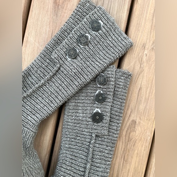 UGG knit boots 🔥🔥 - Picture 16 of 16